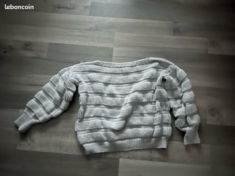 Pull Femme Gris Perle - Taille 46 - Occasion En Très Bon état - Sans Marque, Origine France