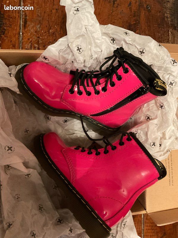 Botte Doc Martens Delaney Bright Pink Doc Martens Doc Marten's