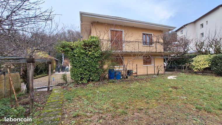 Maison 6 pièces 130 m²