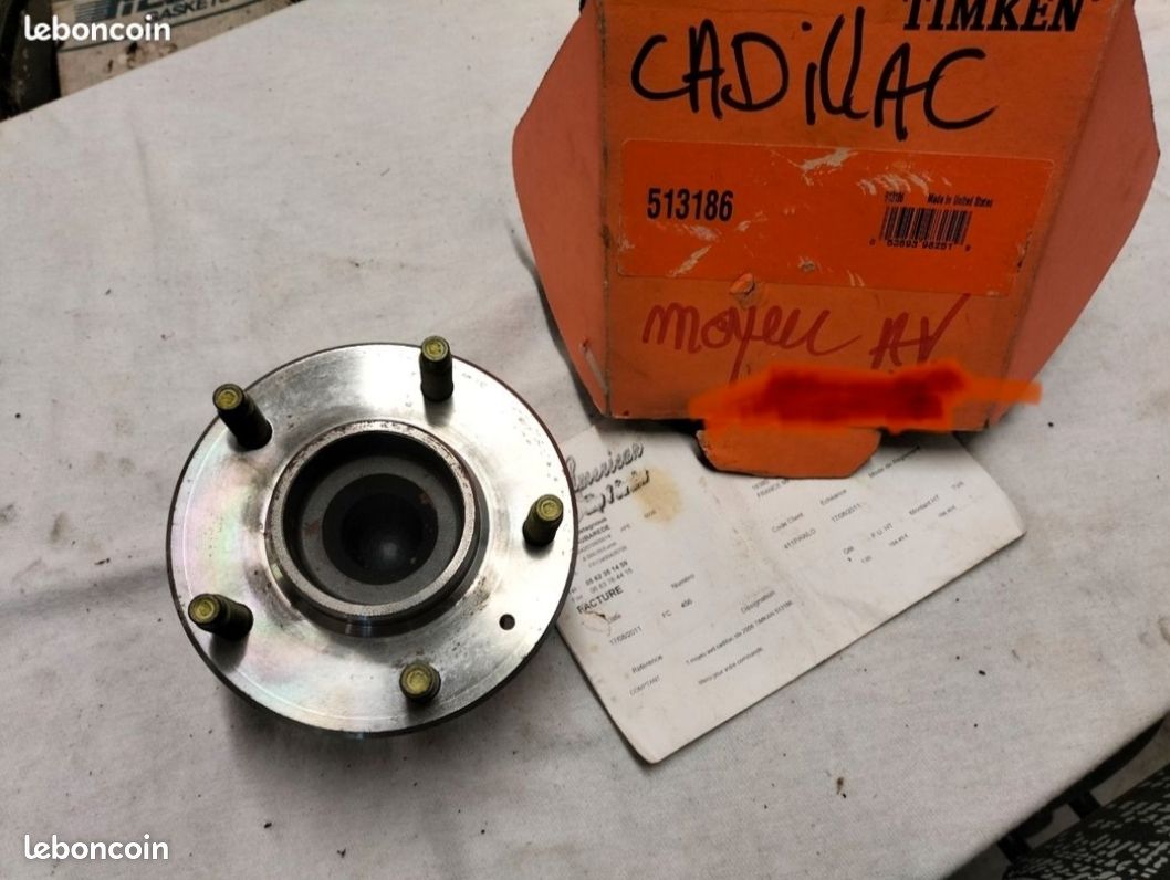 Moyeu de roue avant abs neuf avec roulement droit ou gauche cadillac cts sts (image 1)