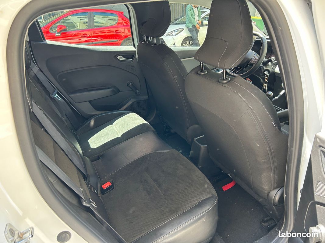 Renault clio 5 1.0i - 12v sce 65 2021 (image 9)