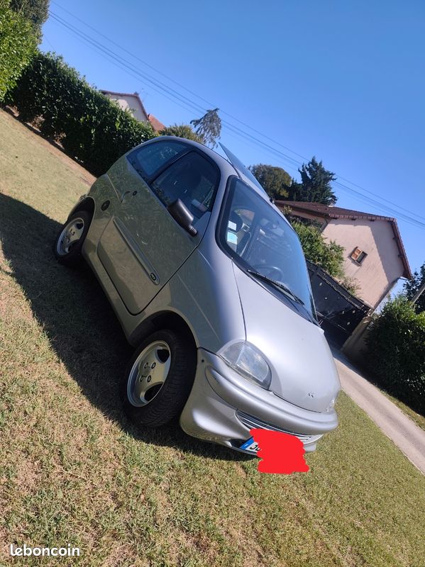 Voiture sans permis Ligier (image 3)
