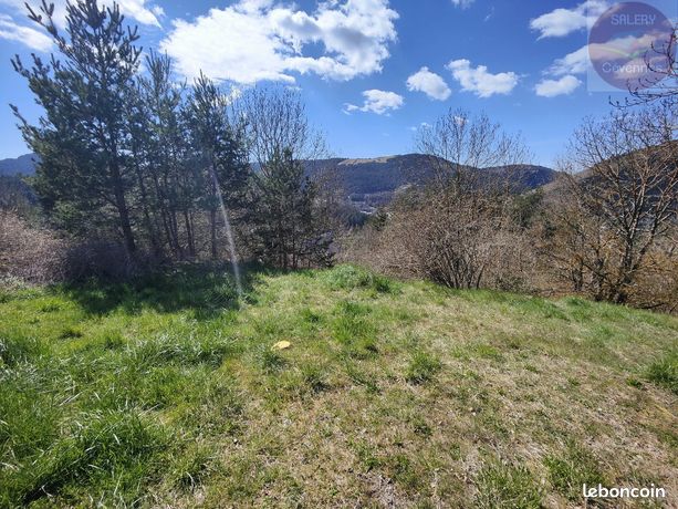Terrain 1399 m² MEYRUEIS