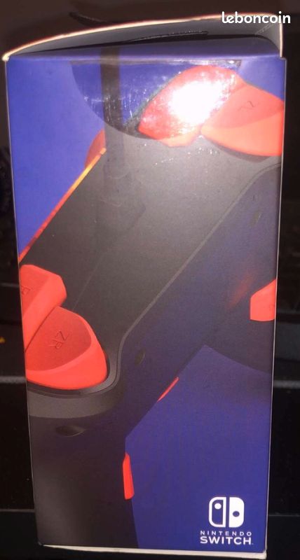 Manette Switch (image 1)