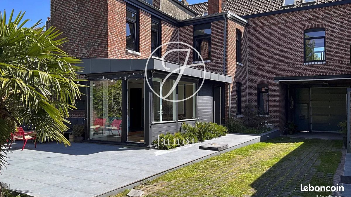 Maison 7 pièces 268 m² · à Marcq-en-Baroeul · 268 m² · 1 150 000 €