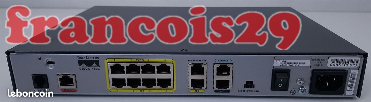 Routeur Cisco 1800 Series – Vendu avec accessoires et emballage d’origine (image 5)
