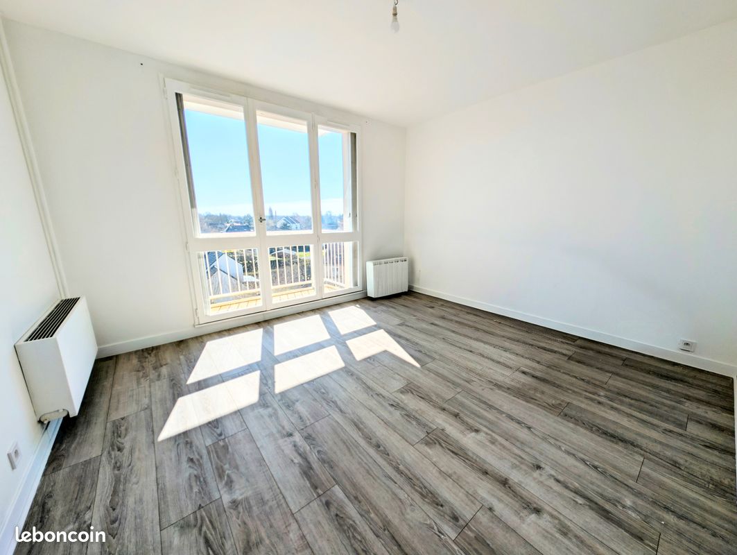 Parking 3 pièces 64 m² · à Troyes · 64 m² · 750 €
