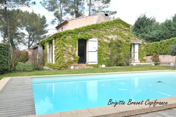 Maison 5 pièces 141 m²