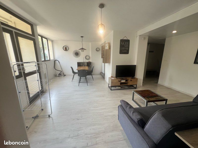 Appartement 4 pièces 75 m² · à Tarbes · 75 m² · 380 €