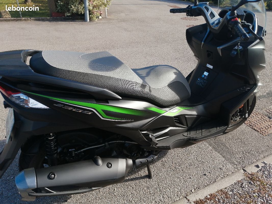 j300 kawasaki 2020