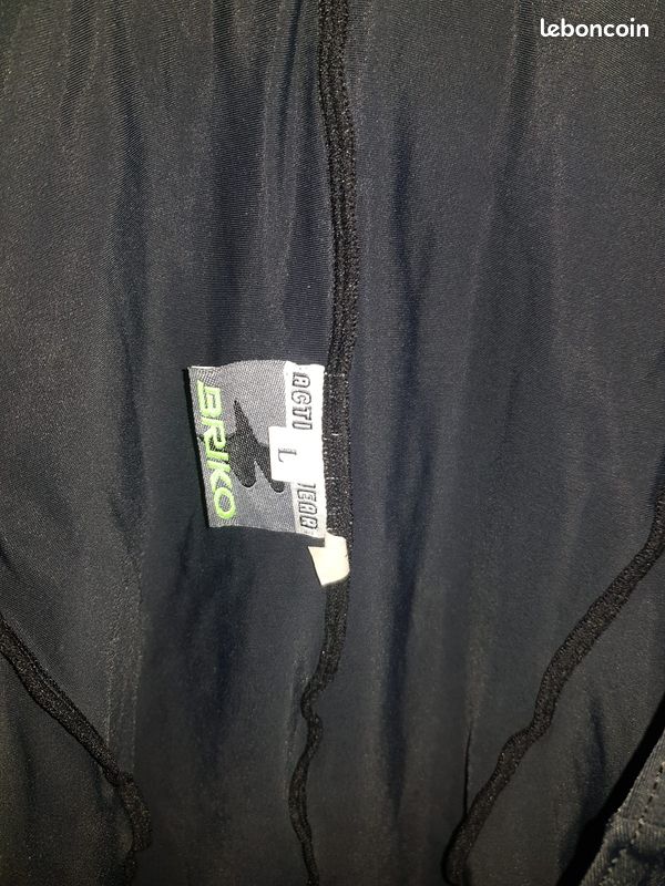 Maillot cycliste et cuissard court (image 5)