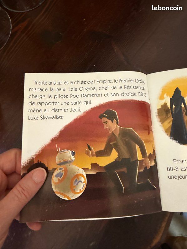 Star wars Le Réveil de la Force. TM Lucasfilm. Hachette jeunesse, 2016 (image 3)