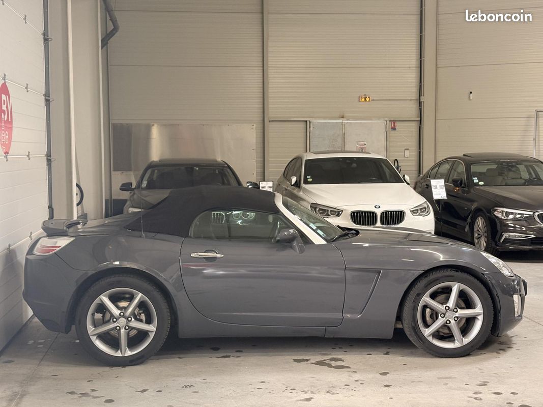 OPEL GT 2.0i Turbo Ecotec ROADSTER (image 4)