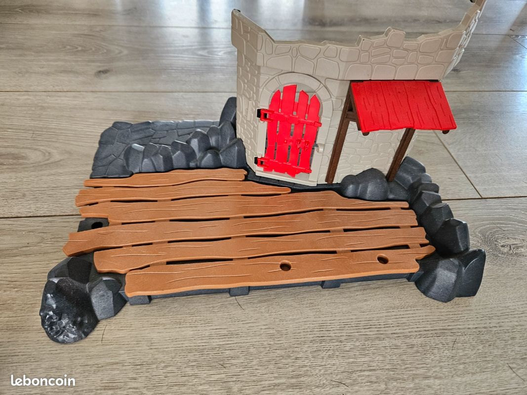 Caisse Playmobil décors+accessoires (image 8)