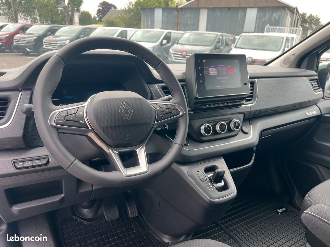 40950 ht Trafic ULTIMATE 5 places L2H1 3T 170 cv BVA9 Exclusive + Options (image 5)