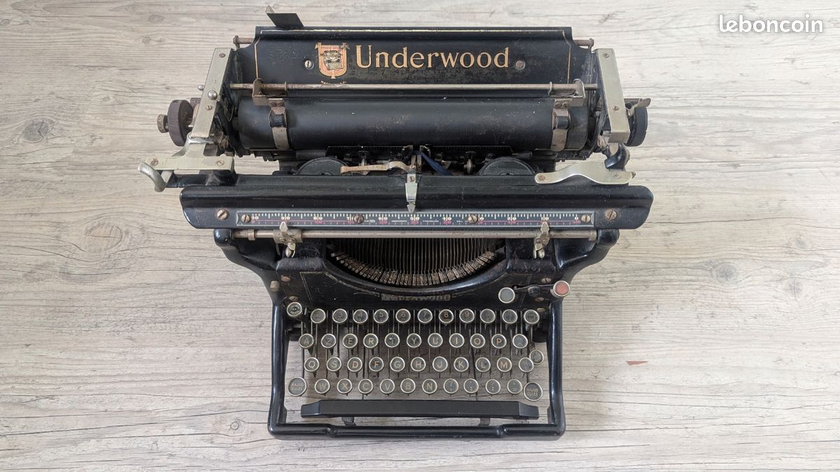 Machine à écrire underwood (image 2)