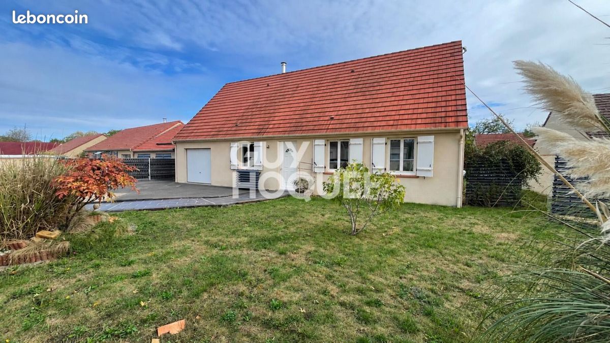 Maison 5 pièces 94 m² · à Rebréchien · 94 m² · 243 800 €
