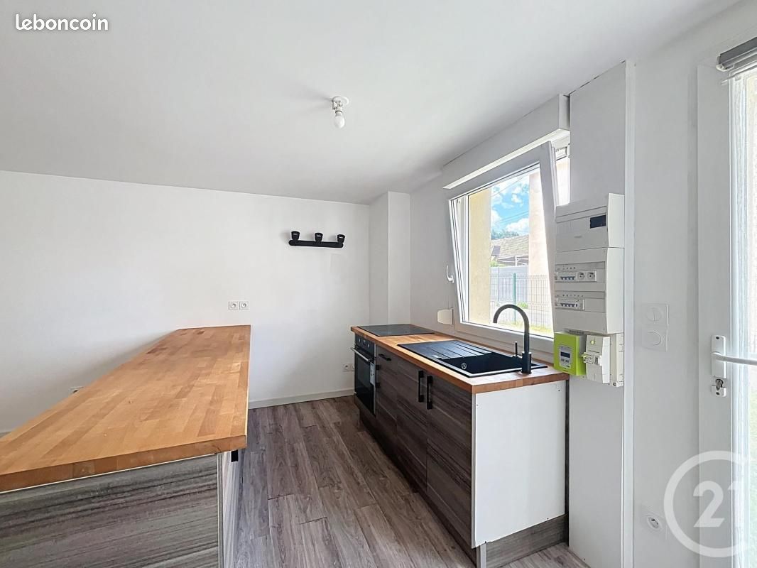 Appartement 1 pièce 25 m² · à Valentigney · 25 m² · 320 €