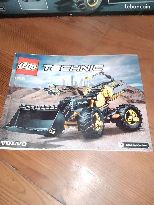 Lego technic Volvo Concept Wheel Loader ZEUX 42081 (image 7)