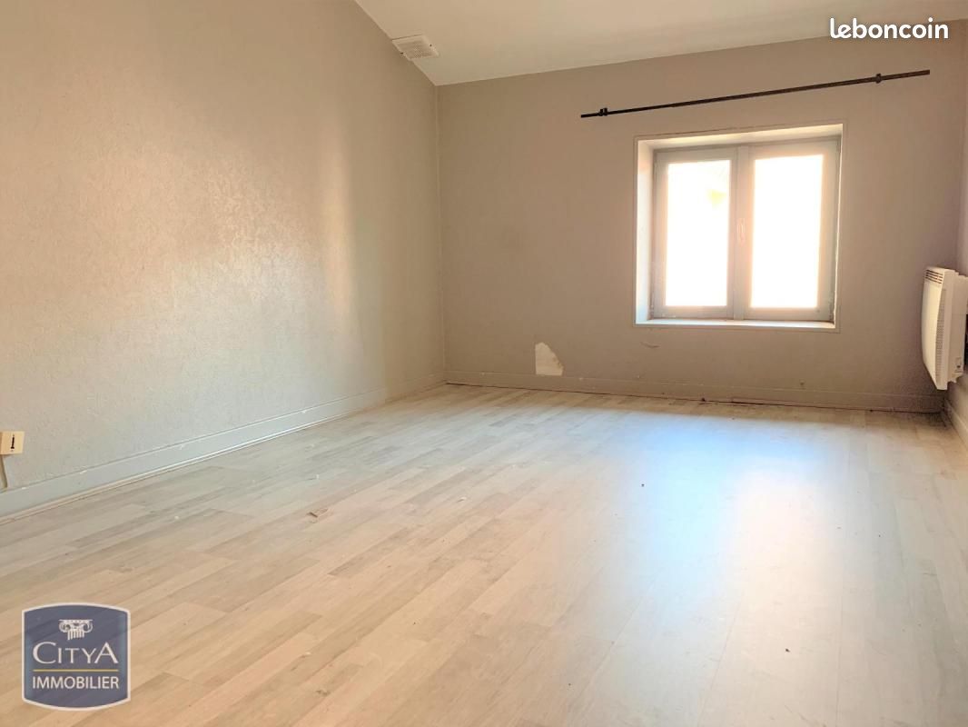 Appartement 2 pièces 25 m² · à Mâcon · 25 m² · 390 €
