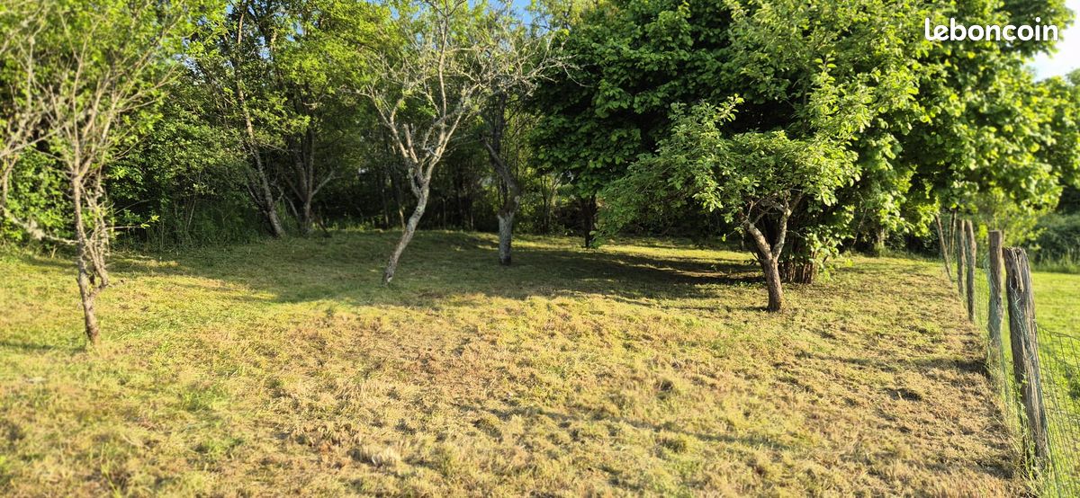 Terrain 247m² à Echenoz la Méline · à Échenoz-la-Méline · 12 000 €