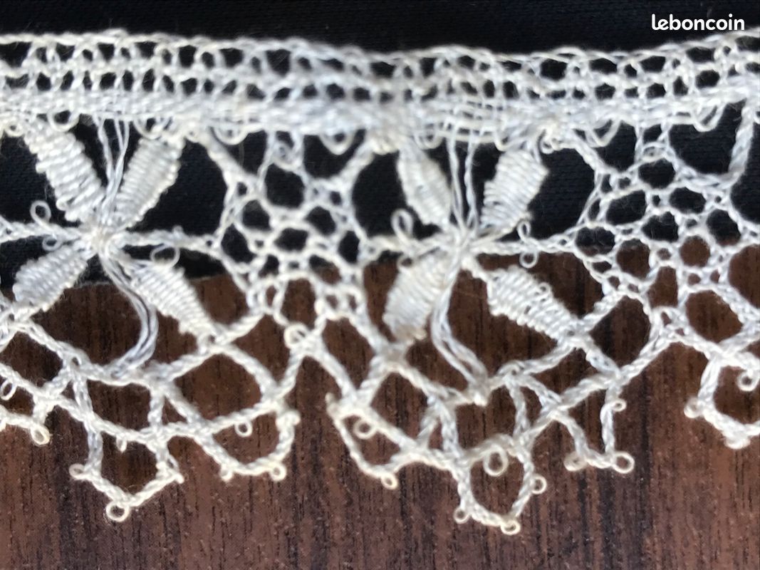 Ruban r122 dentelle aux fuseaux faite main Cluny 200 x 3,5 cm (image 2)