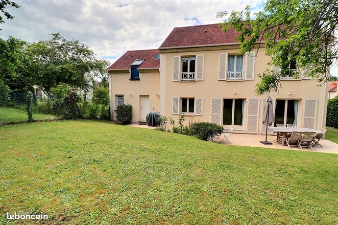Maison 7 pièces 154 m²