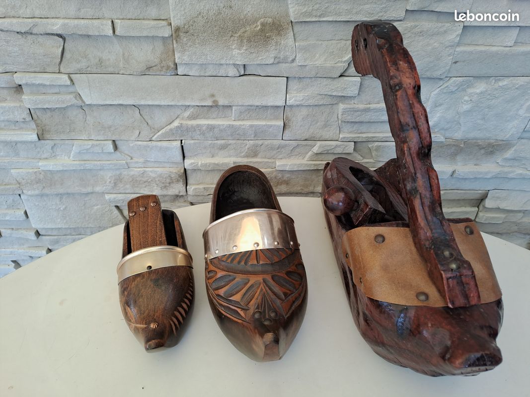 DÉCO: 7 PAIRES de petits sabots en bois EUR 50,00 - FR
