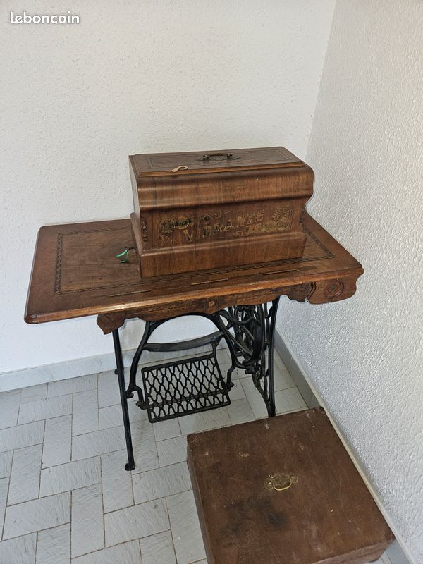 Machine à coudre (image 1)