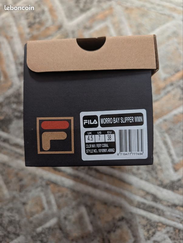 Claquettes / Tongs Fila (image 3)