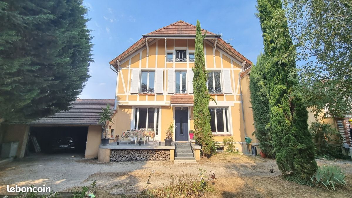 Maison 6 pièces 145 m² · à Brunoy · 145 m² · 559 000 €