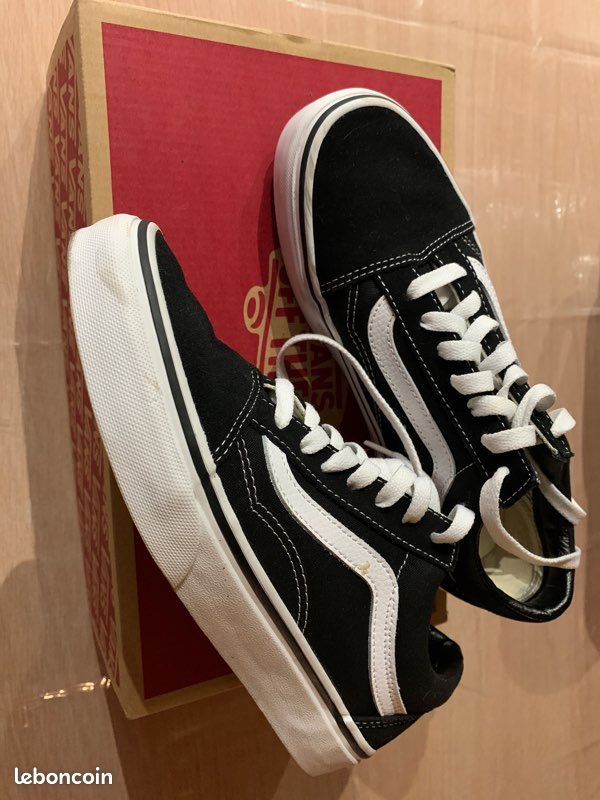Vans (image 3)