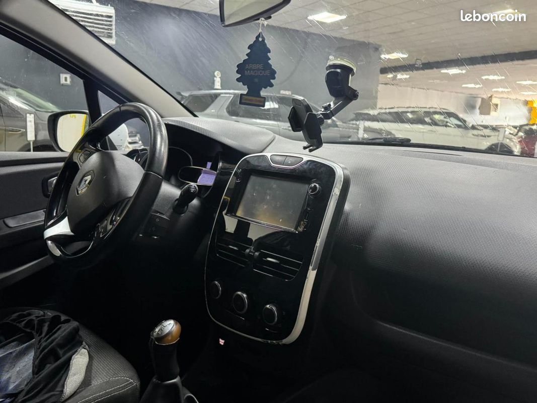 RENAULT CLIO 1.5 Energy dCi - 75 Euro 6 IV BERLINE Business PHASE 1 (image 4)