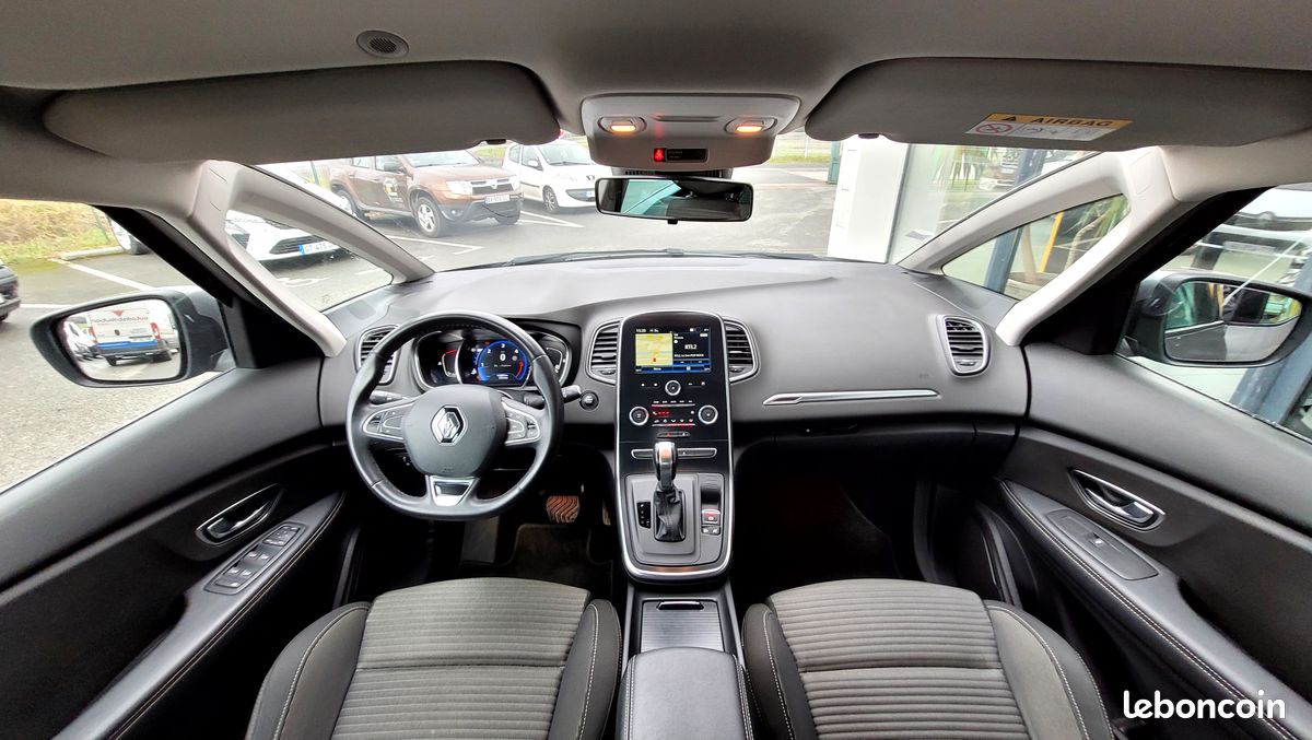Renault Scénic IV dCi 120 EDC Business (image 5)
