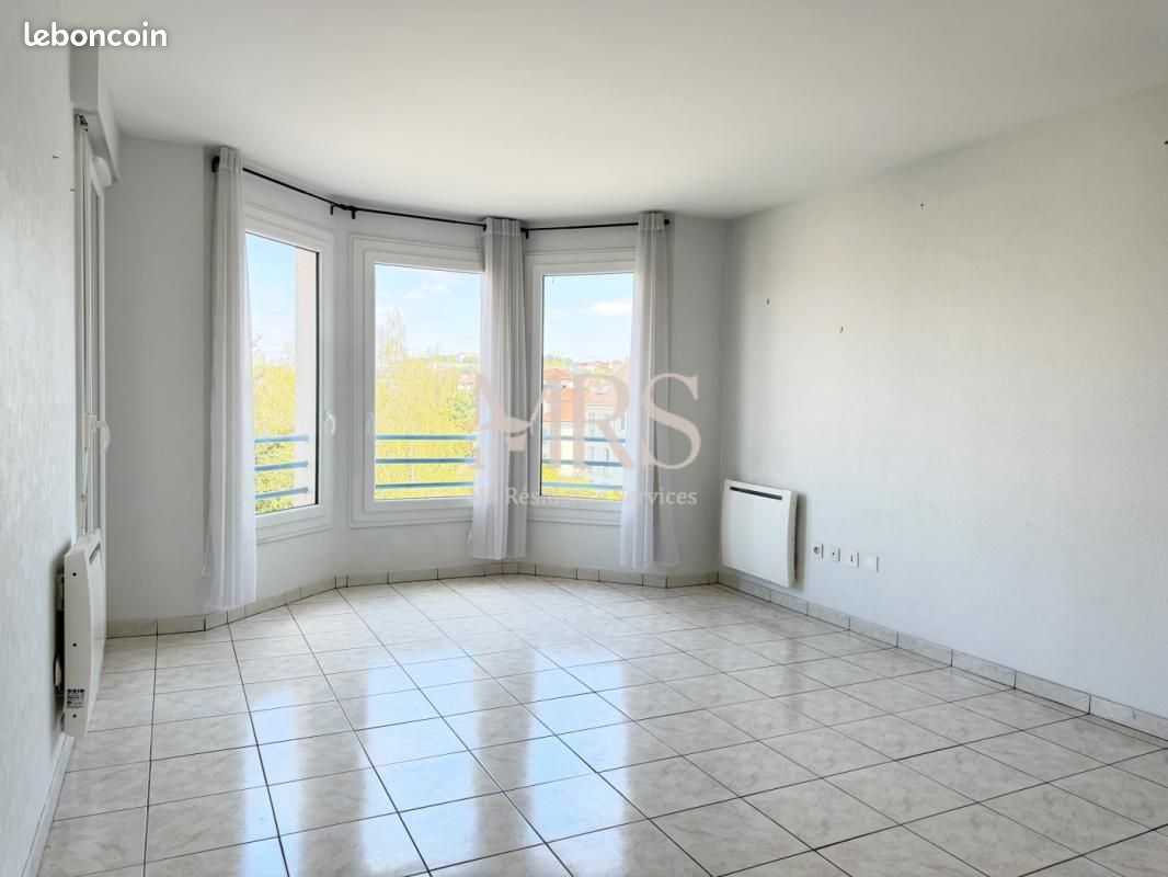 Appartement 2 pièces 49 m² · à Rueil-Malmaison · 49 m² · 100 000 €