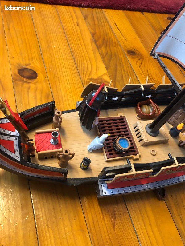 Bateau romain playmobil avec boîte (image 1)
