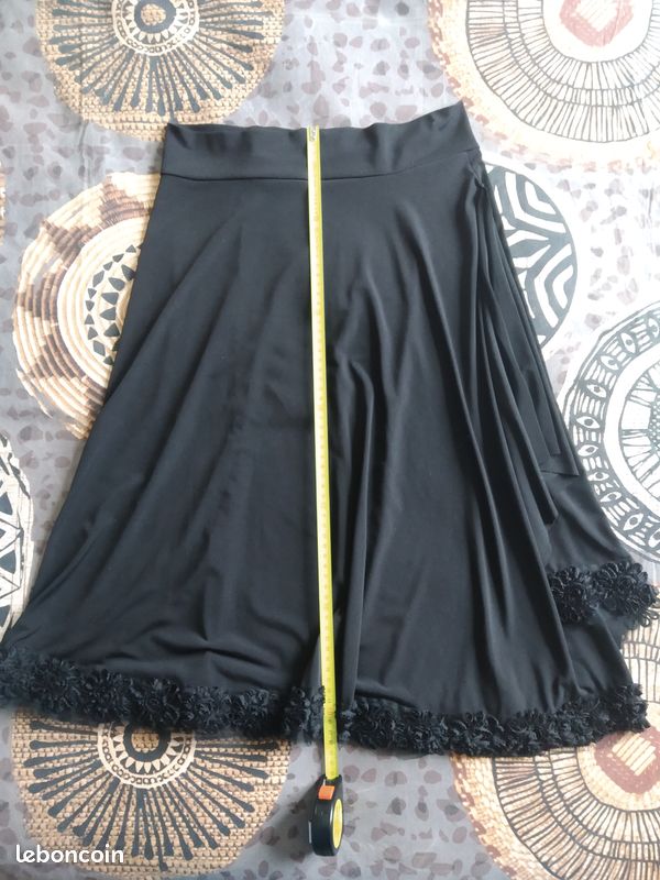 Jupe noir NafNaf taille 38/M (image 2)