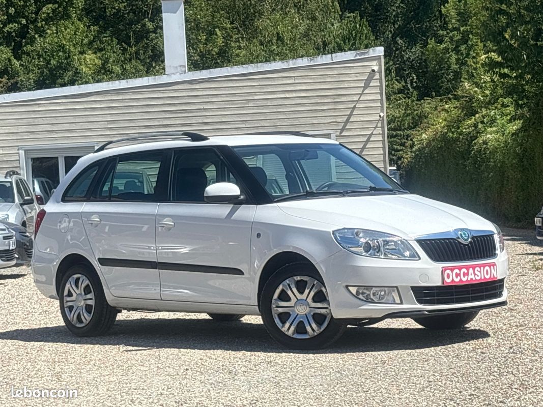 SKODA FABIA COMBI 1.2 TSI 105ch Ambition BOITE AUTOMATIQUE (image 4)