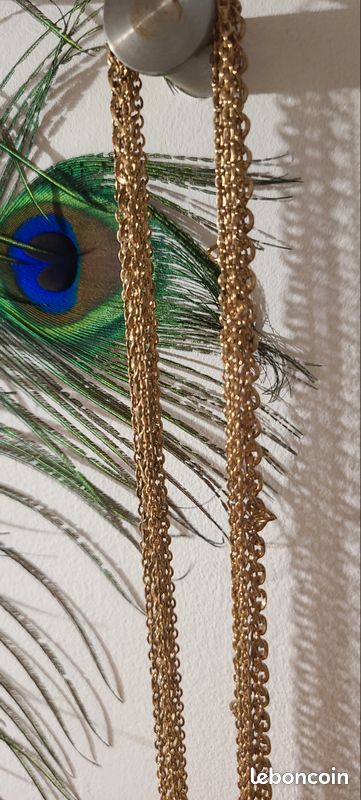 Collier sautoir doré (image 3)