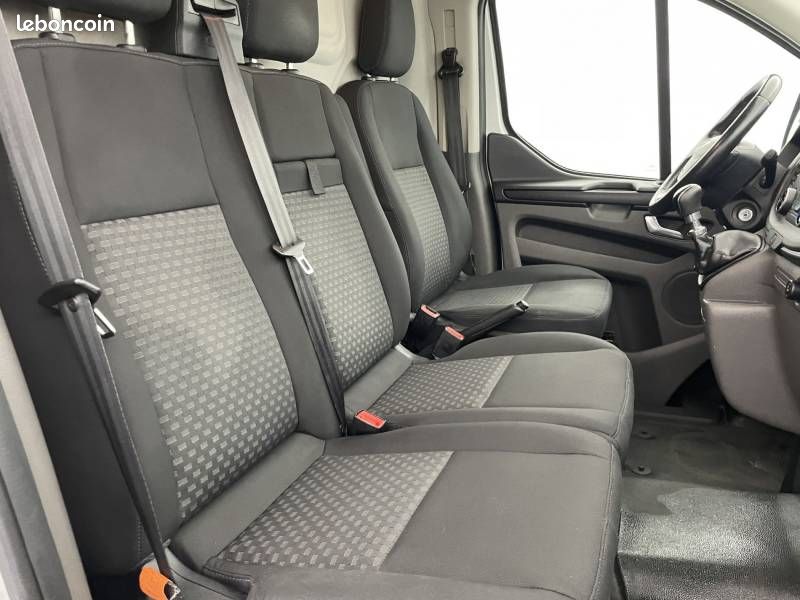 Ford Transit CUSTOM FOURGON 280 L1H1 2.0 ECOBLUE 130 TREND BUSINESS (image 29)