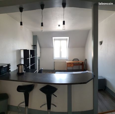 Loue studio meublé