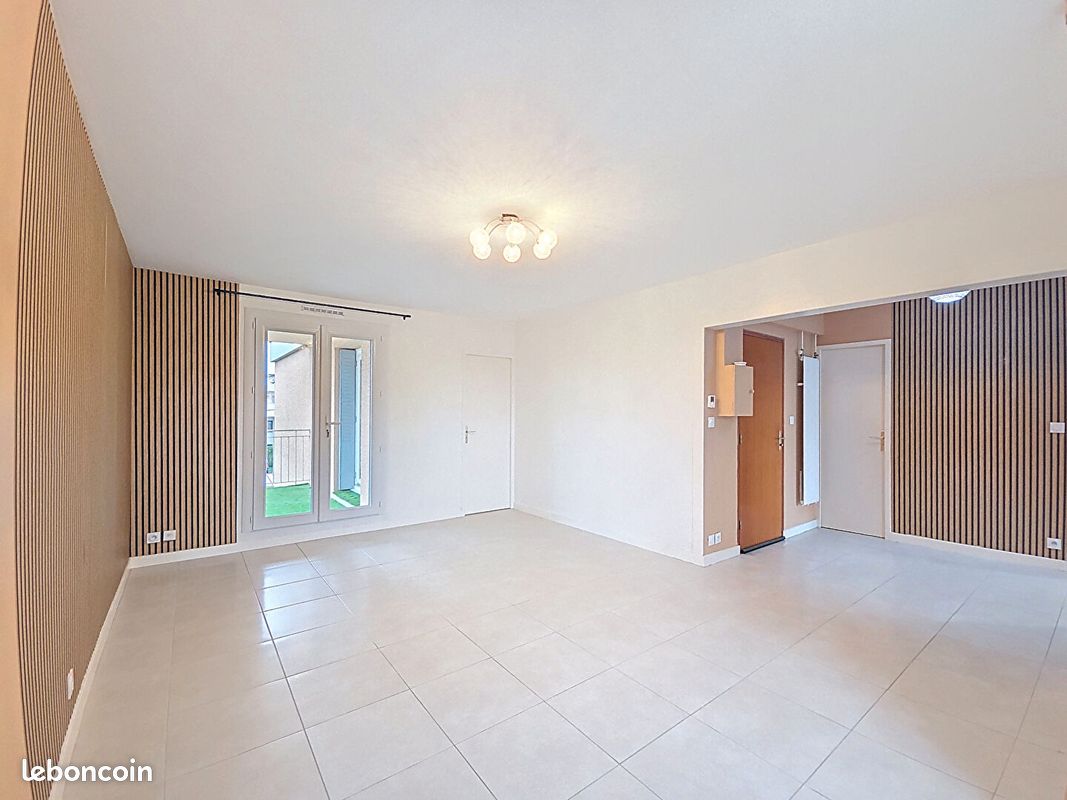 Appartement 3 pièces 59 m² · à Bourg-en-Bresse · 59 m² · 699 €