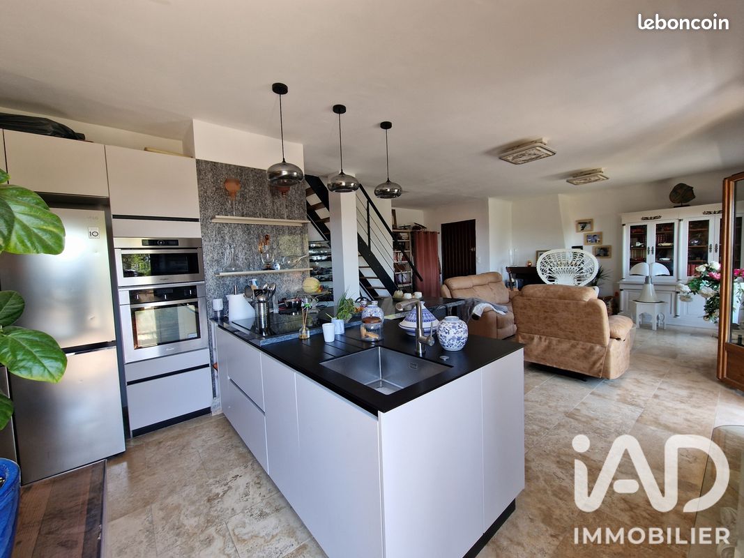 Appartement 4 pièces 100 m² · à Bandol · 100 m² · 699 000 €