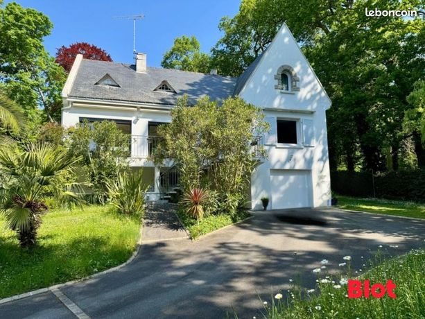 Villa 6 pièces 178 m²