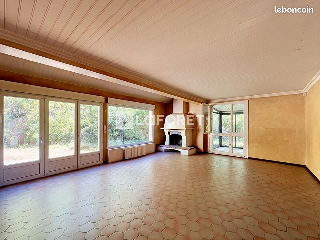 Maison 5 pièces 108 m² · à Saint-Michel-sur-Orge · 108 m² · 219 000 €