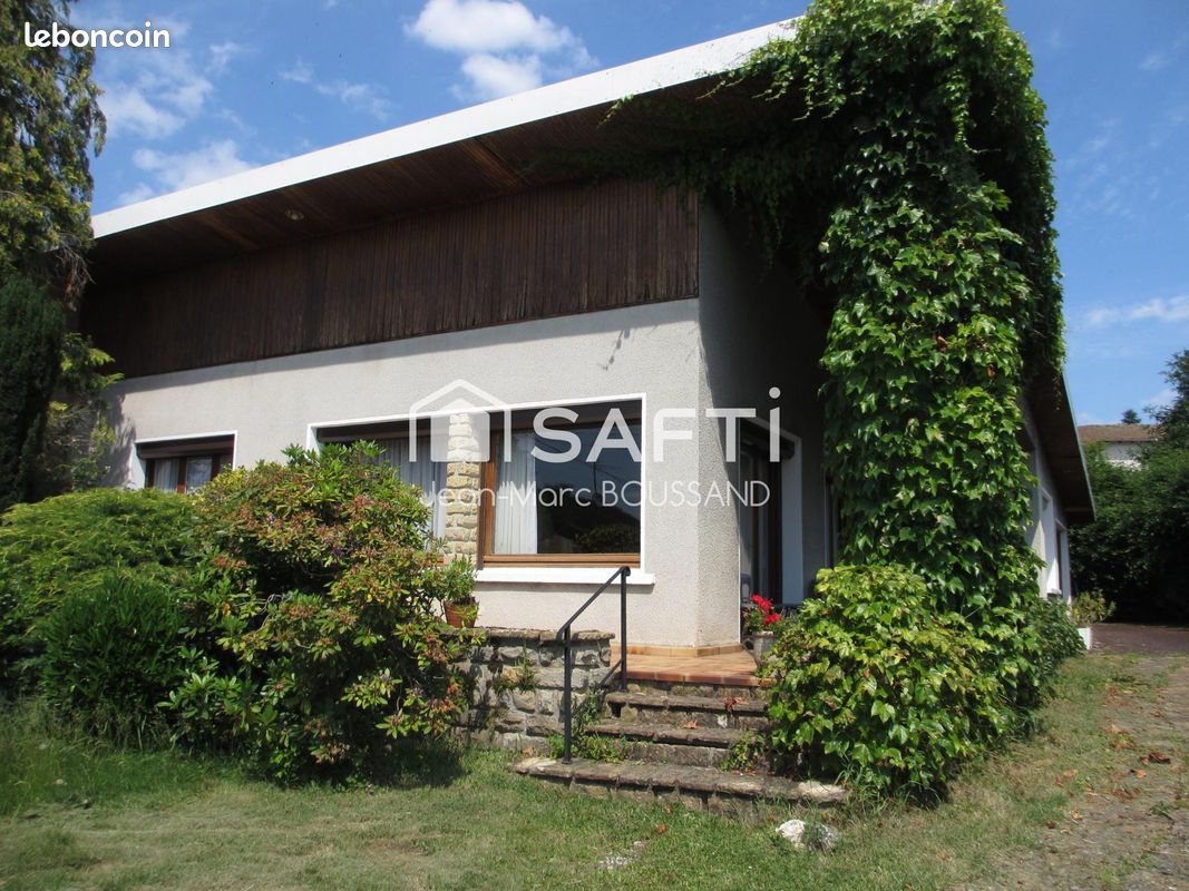 Maison 4 pièces 97 m² · à Chauffailles · 97 m² · 167 000 €