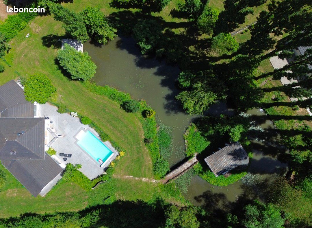 Maison 7 pièces 168 m² · à Pusey · 168 m² · 430 000 €