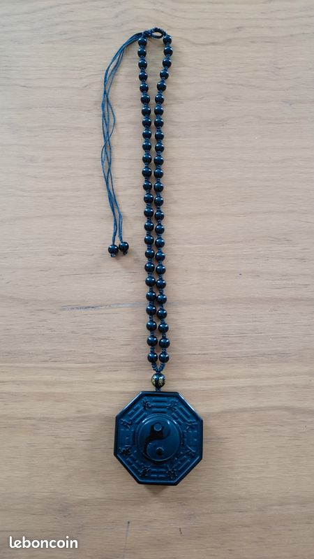 Collier Jubilé 2025 caoutchouc noir pendentif acier 15 mm | vente en ligne sur HOLYART