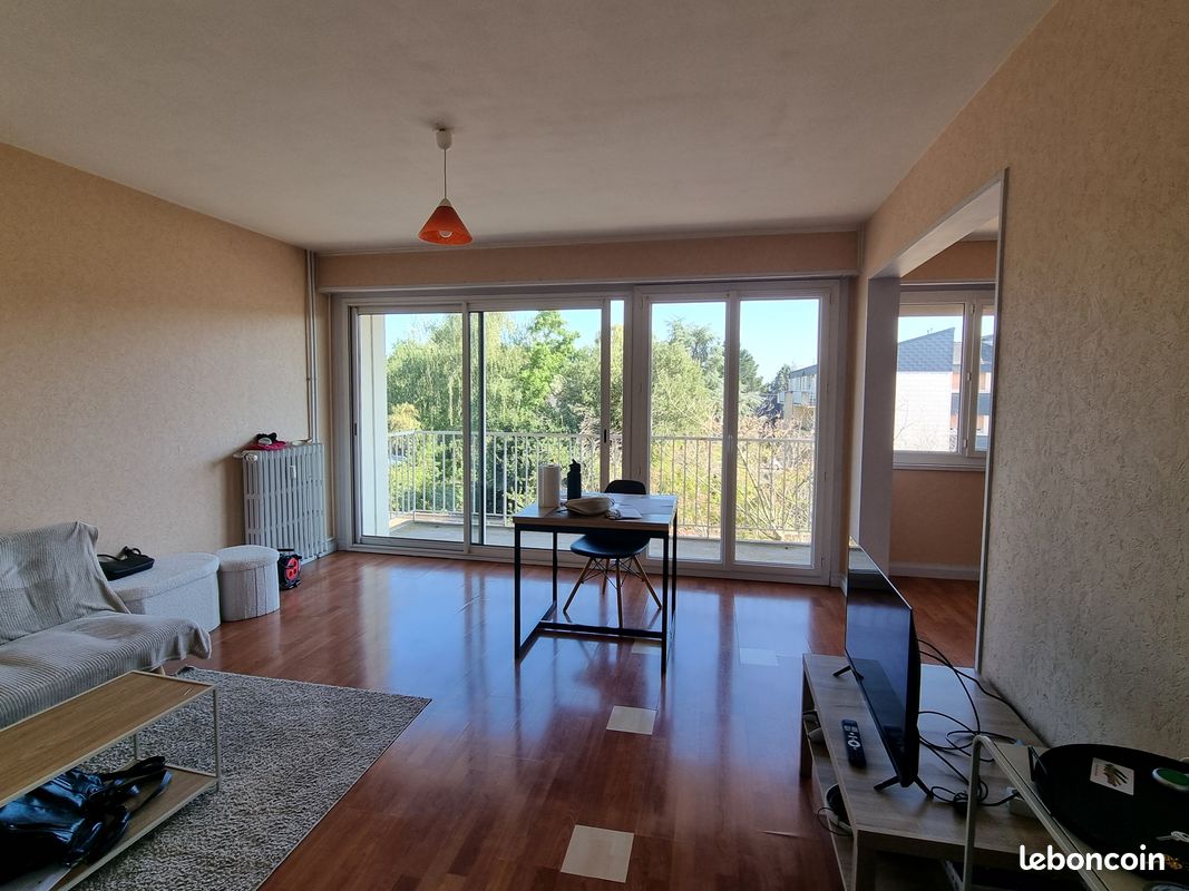 Appartement 4 pièces 67 m² · à Angers · 67 m² · 990 €