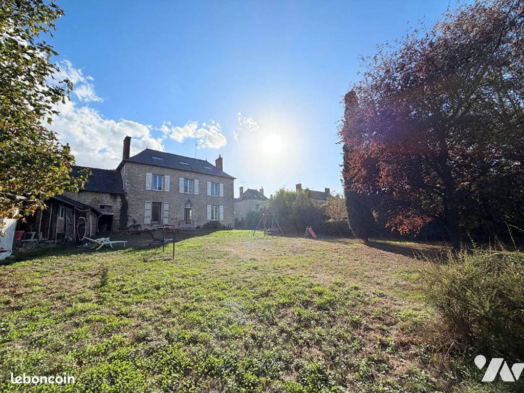 Maison 5 pièces 138 m² · à Coësmes · 138 m² · 225 750 €